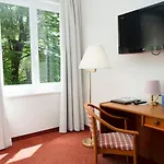 Hotel Inselhotel Faakersee