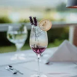 应赛尔伐科尔湖酒店 酒店