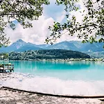 Inselhotel Faakersee