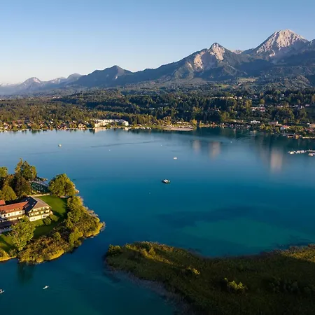 מלון Inselhotel Faakersee פאק אם סי