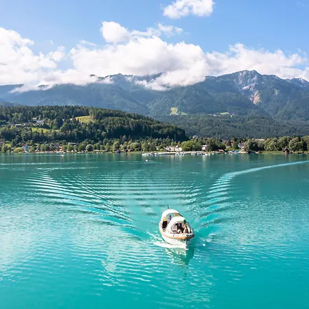 Inselhotel Faakersee Hotel 4*