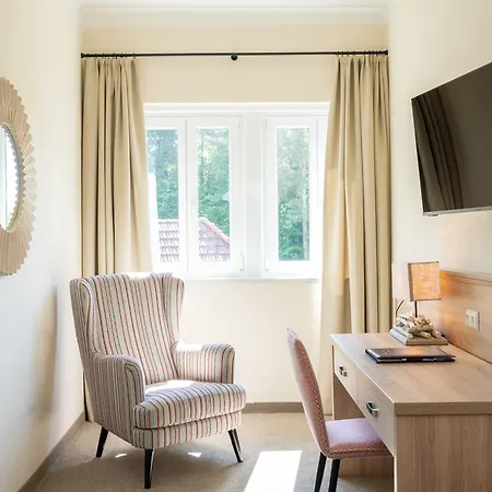 Inselhotel Faakersee فندق
