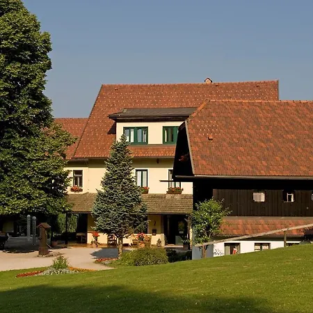 Inselhotel Faakersee فاك ام سي
