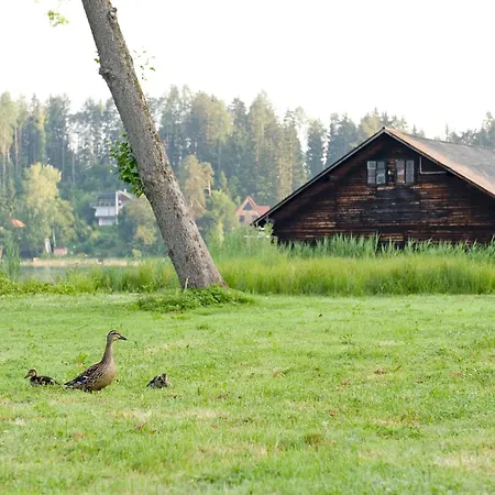 Hotel Inselhotel Faakersee 4*