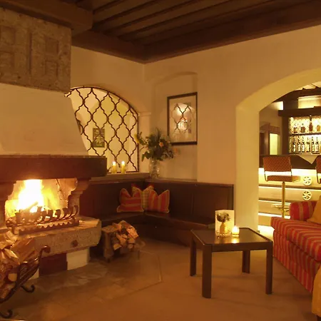 מלון Inselhotel Faakersee