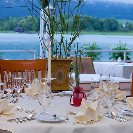 Inselhotel Faakersee Hotel Faak am See