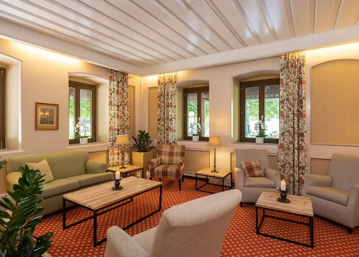 Inselhotel Faakersee מלון 4*