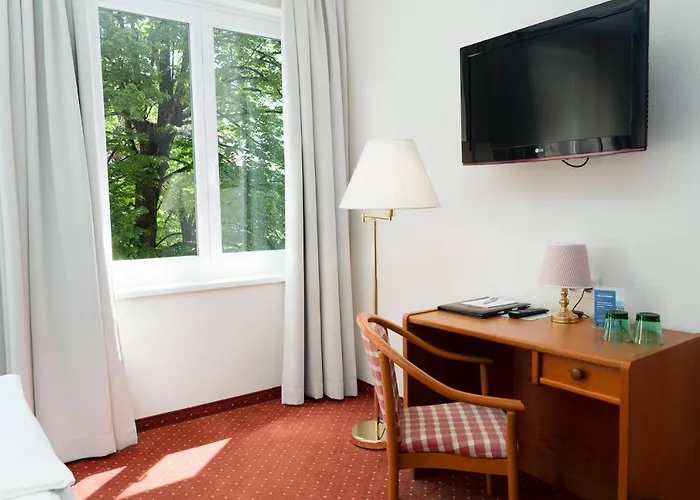 Hotel Inselhotel Faakersee