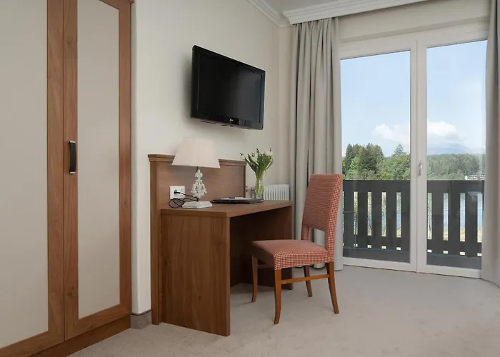 Inselhotel Faakersee