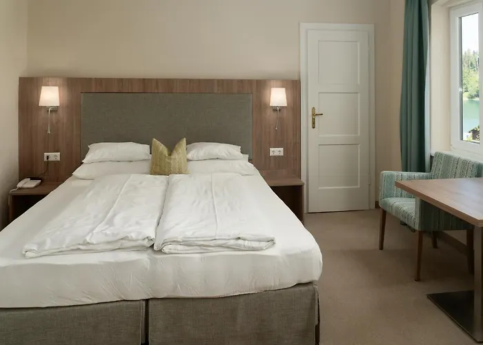 Inselhotel Faakersee Hotel Faak am See