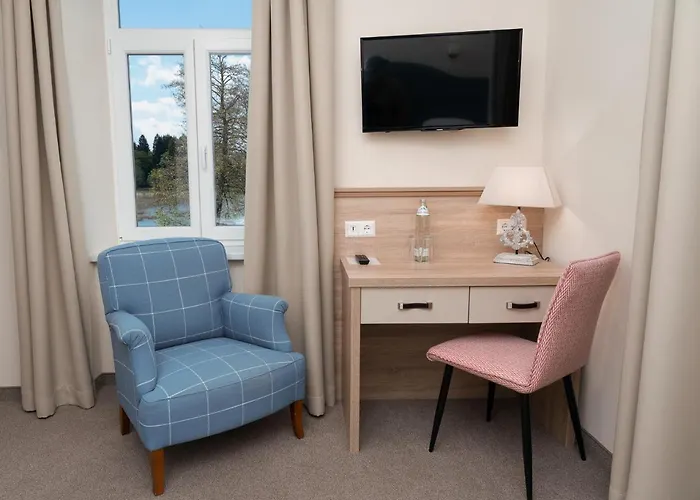 Inselhotel Faakersee מלון