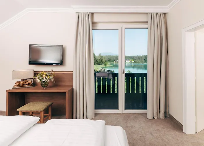 Hotel Inselhotel Faakersee