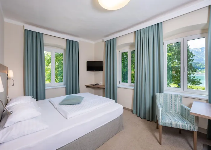 מלון Inselhotel Faakersee 4*