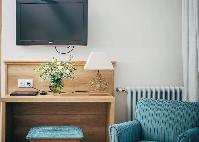 Inselhotel Faakersee 4* פאק אם סי