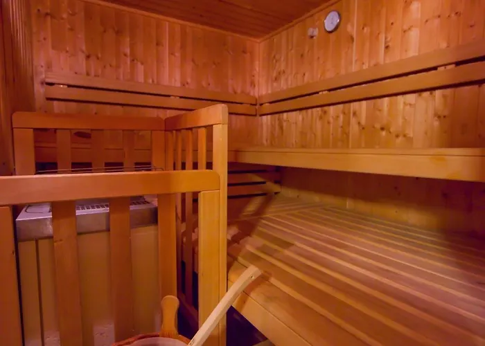 מלון Inselhotel Faakersee פאק אם סי